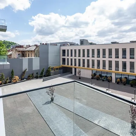 новобудова в центрі львова *