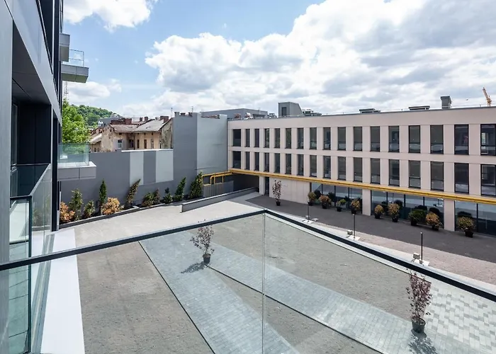 новобудова в центрі львова *